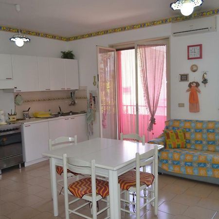 285 Via Spiaggia Apartman Mascali Kültér fotó