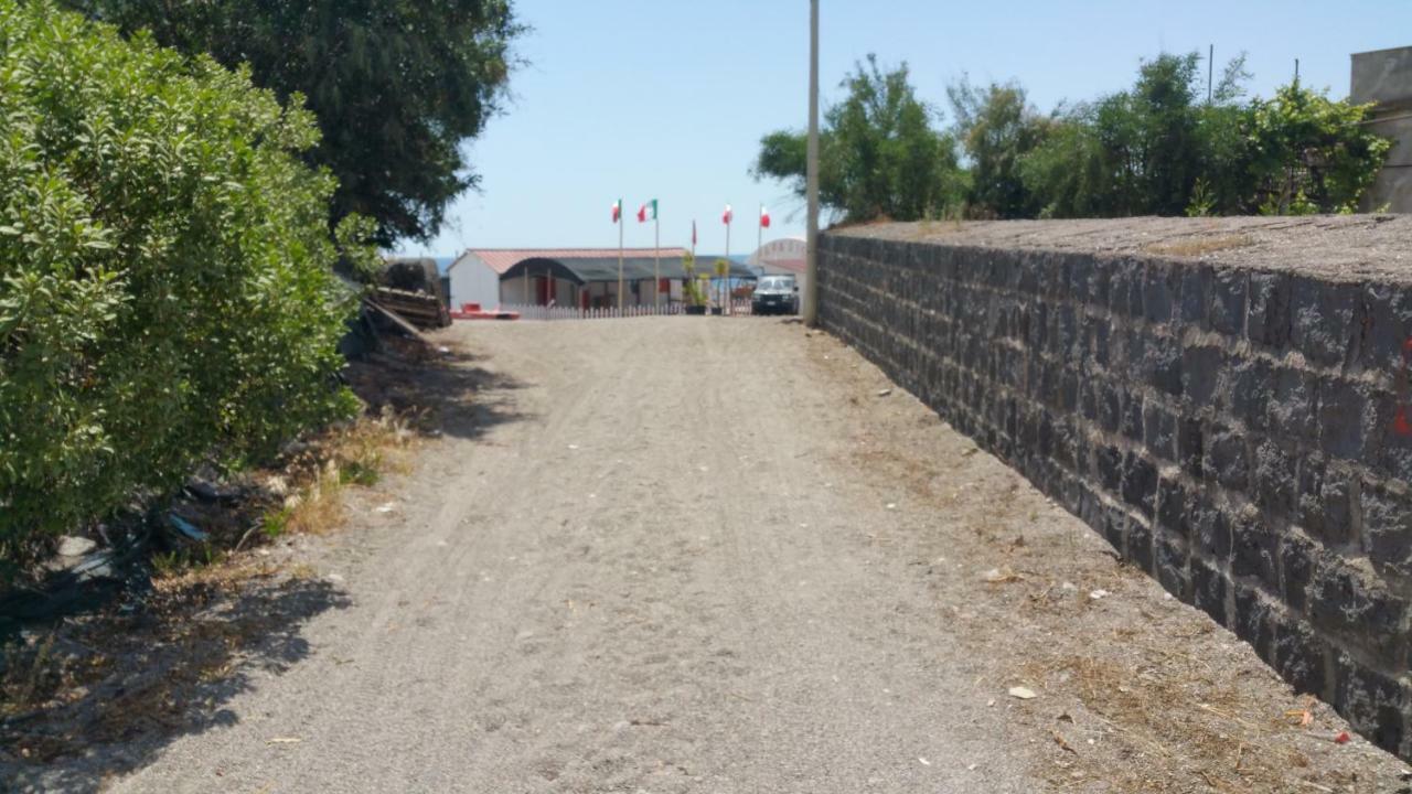 285 Via Spiaggia Apartman Mascali Kültér fotó